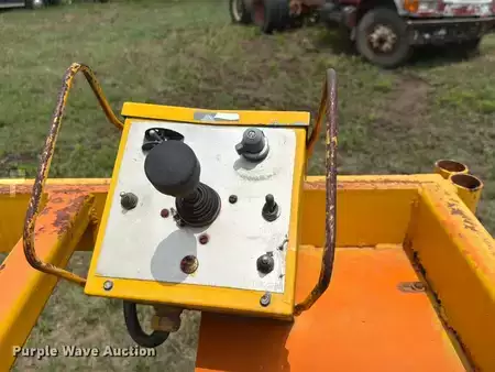 Scissor lift - Sky Climber (32)