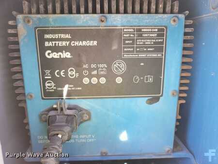 Vertical mast lift 2015  Genie GR20 (13)