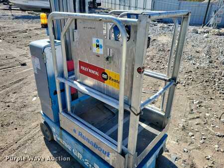 Vertical mast lift 2015  Genie GR20 (18)