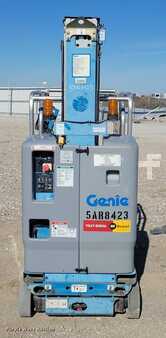 Vertical mast lift 2015  Genie GR20 (2)