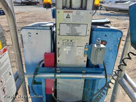 Vertical mast lift 2015  Genie GR20 (21)