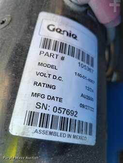 Vertical mast lift 2015  Genie GR20 (30)