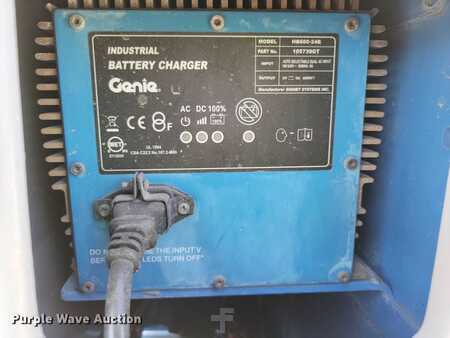 Vertical mast lift 2015  Genie GR20 (14)