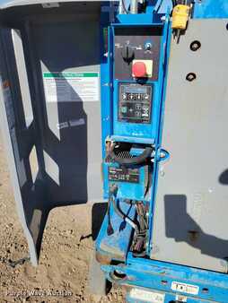 Vertical mast lift 2015  Genie GR20 (27)