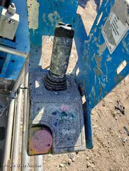 Vertical mast lift 2015  Genie GR20 (18)