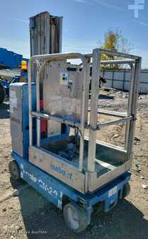 Vertical mast lift 2015  Genie GR20 (7)