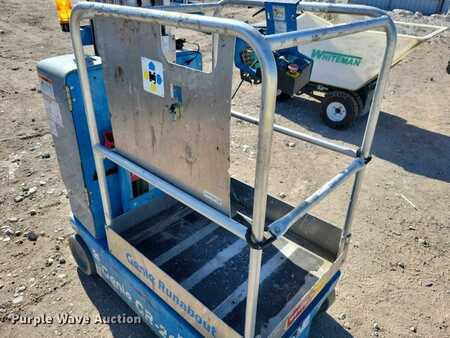 Vertical mast lift 2015  Genie GR20 (22)