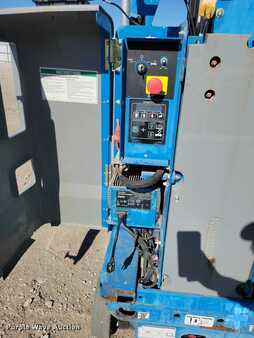 Vertical mast lift 2015  Genie GR20 (29)