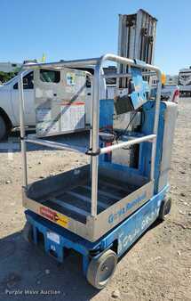 Vertical mast lift 2015  Genie GR20 (5)