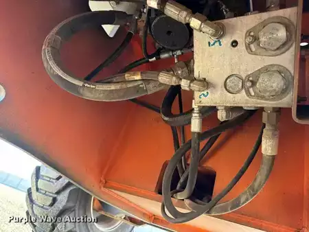 Telescopic boom lift 2013  JLG 800AJ (16)