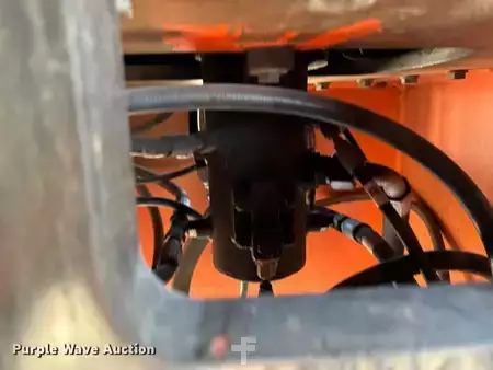 Telescopic boom lift 2013  JLG 800AJ (18)