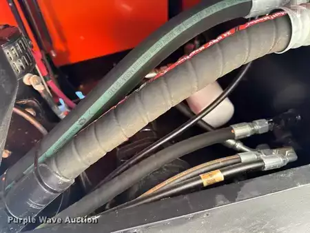 Telescopic boom lift 2013  JLG 800AJ (20)