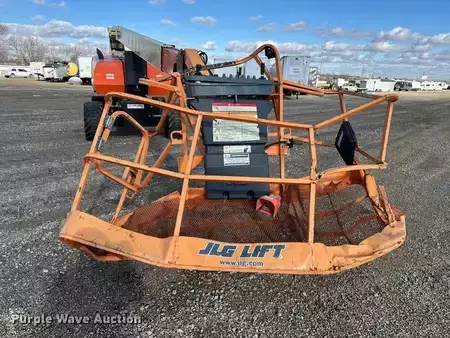Telescopic boom lift 2013  JLG 800AJ (33)