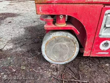 Nacelle à ciseaux 2018  MEC 1330SE (21)
