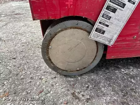 Nacelle à ciseaux 2018  MEC 1330SE (25)