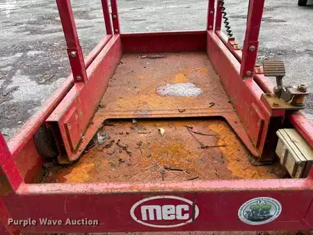 Nacelle à ciseaux 2019  MEC 1330SE (10)