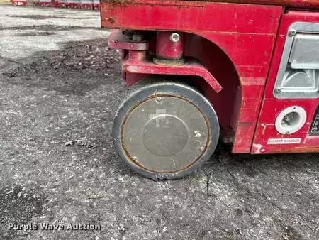 Nacelle à ciseaux 2019  MEC 1330SE (21)