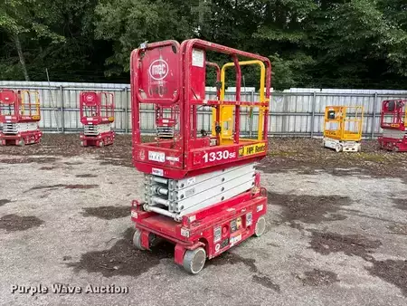 Nacelle à ciseaux 2019  MEC 1330SE (1)