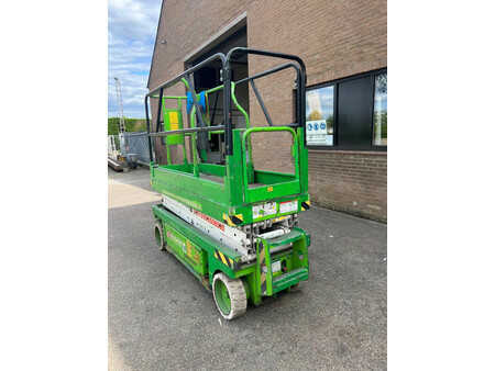 Autres 1999  Genie GS-2032 (2)