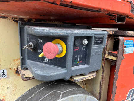 Schaarhoogwerker 2014  JLG 1230ES (7)