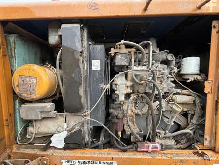 Telescoophoogwerker 2007  Aichi SR21A (11)