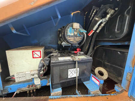 Telescoophoogwerker 2010  Aichi SR18A (10)