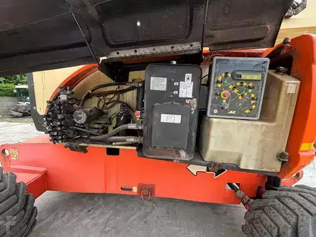 Gelenkteleskopbühne 2002  JLG 800AJ (9)