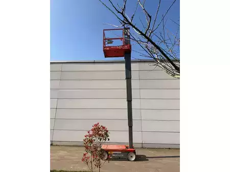 Teleskooppipuominostimet 2018  Skyjack SJ16 (5)