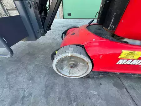 Teleszkópemelvény 2017  Manitou 100VJR Evolution (18)