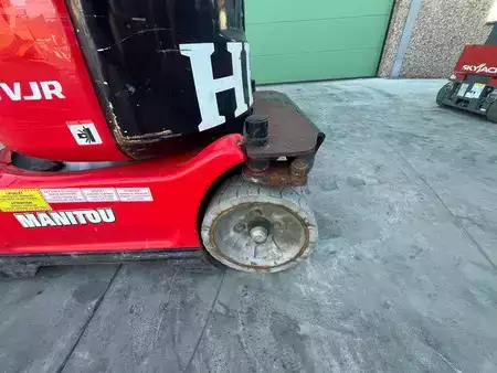 Teleszkópemelvény 2017  Manitou 100VJR Evolution (19)