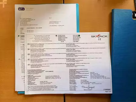 Teleszkópemelvény 2018  Skyjack SJ16 (9)