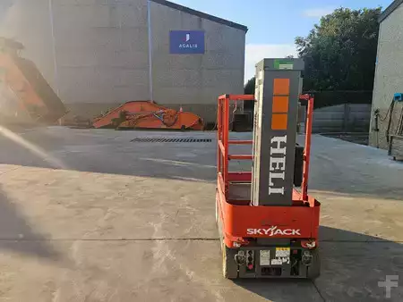 Teleszkópemelvény 2018  Skyjack SJ16 (2)