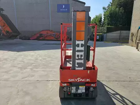 Teleszkópemelvény 2018  Skyjack SJ16 (2)