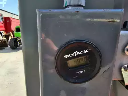 Teleszkópemelvény 2018  Skyjack SJ16 (7)