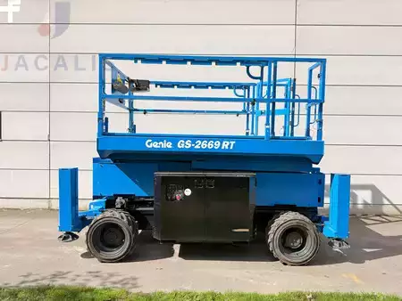 Pracovní plošina s nůžkovým zdvihem 2014  Genie GS2669 RT GS2669RT (1)