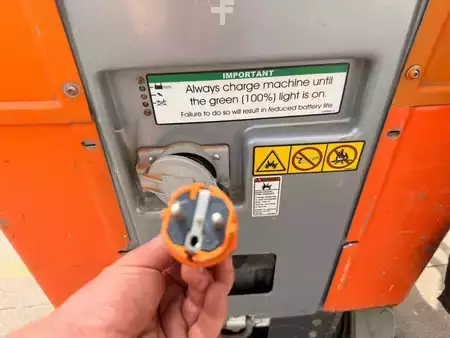 Teleskooppipuominostimet 2014  JLG 20MVL 20MVL (10)