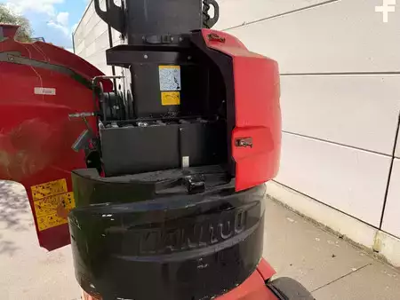 Teleszkópemelvény 2011  Manitou 100VJR Evolution (18)
