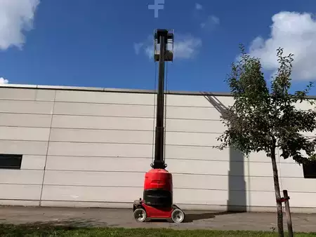 Teleszkópemelvény 2011  Manitou 100VJR Evolution (9)
