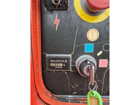 Teleskooppipuominostimet 2006  JLG 800aj (11)