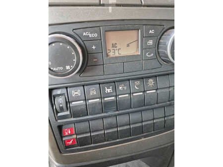 Plošina na nákladním automobilu 2008  MAN TGS 18.400 (12)