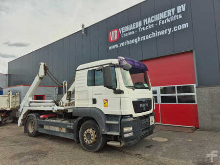 Plošina na nákladním automobilu 2008  MAN TGS 18.400 (4)