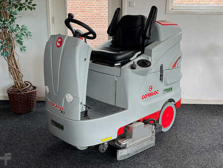Aufsitz-Naßschrubbautomat 2023  Comac Optima 90BS (1)