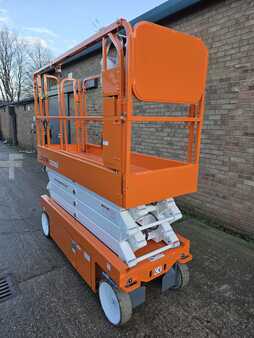 Ollós munka emelvény 2016  Snorkel S3226E  (7)