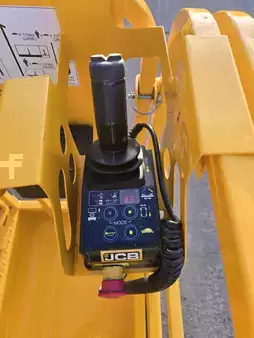 Ollós munka emelvény 2017  JCB S1930E  (13)