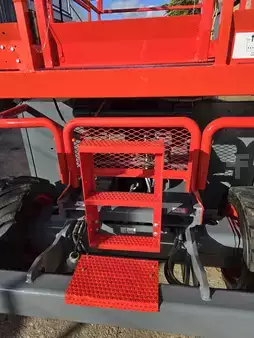 Saxliftar 2014  Skyjack SJ6826R  (6)