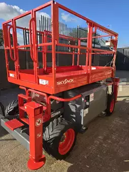 Saxliftar 2014  Skyjack SJ6826R  (7)