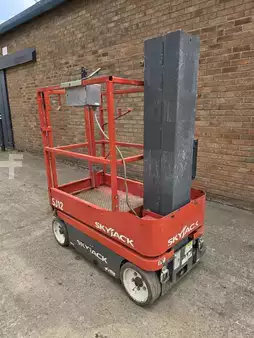Podnośnik teleskopowy 2018  Skyjack SJ12  (2)