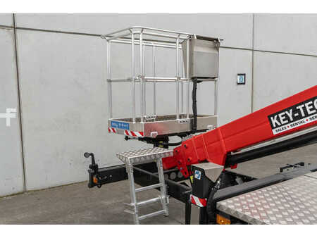 Plataforma sobre camión 2023  CTE B-Lift 18 HV (11)