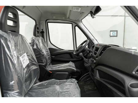 Plataforma sobre camión 2023  CTE B-Lift 18 HV (21)