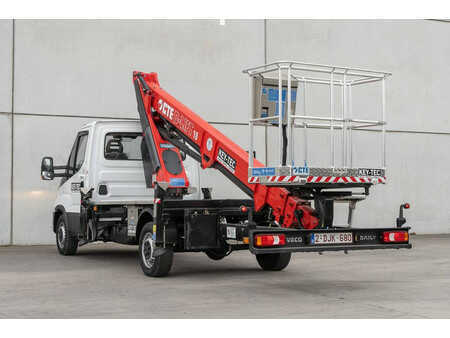 Plataforma sobre camión 2023  CTE B-Lift 18 HV (9)